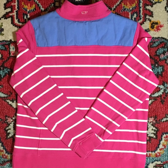 Vinyard Vines Quarter Zip - Picture 5 of 5